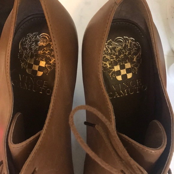 Vince Camuto booties - Picture 4 of 4